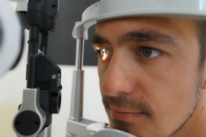 Las revisiones oftalmológicas periódicas en la prevención de enfermedades oculares